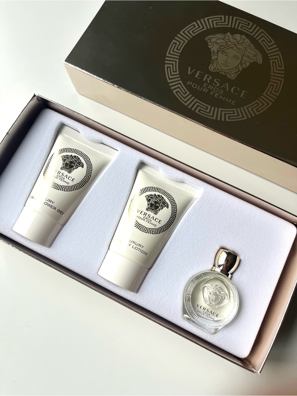 Versace Eros Pour Femme NWT Travel Mini Gift Set of 3